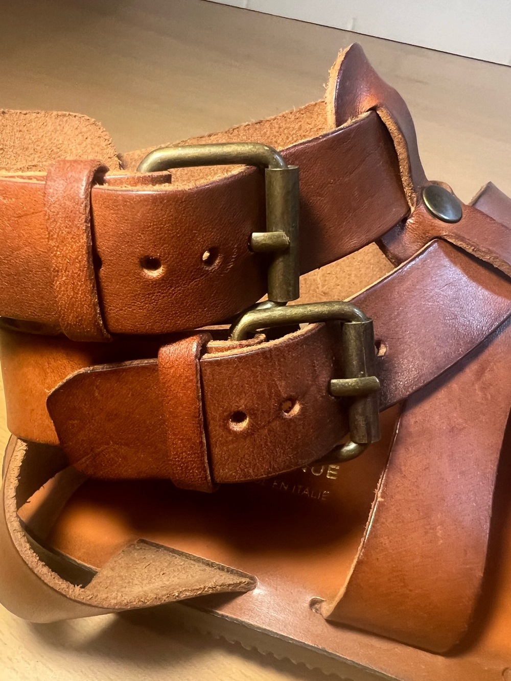 Saks Fifth Avenue Tan Brown Gladiator Leather  Men’s Sandal Size 11.5 Price $120 - Picture 4 of 9